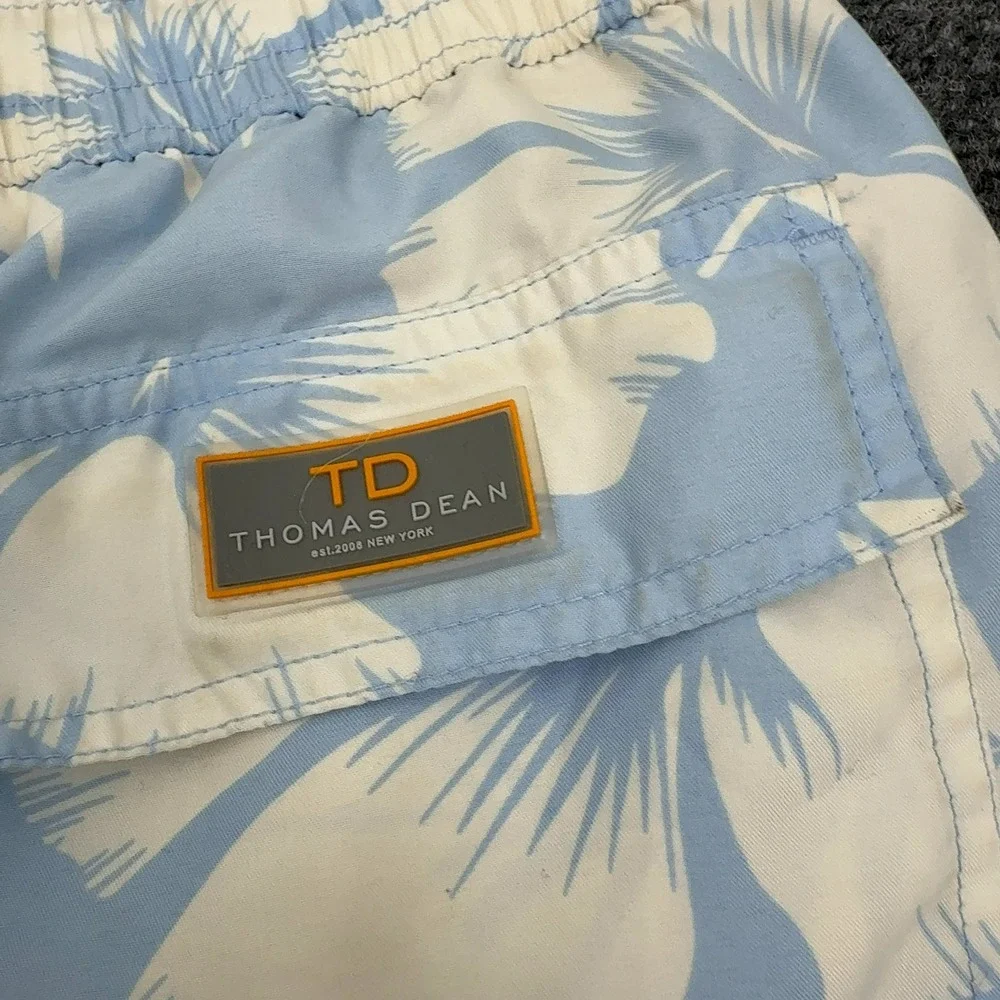 Thomas Dean Swim Trunks Mens M Blue Polyester Hibiscus Floral Beach Summer Style